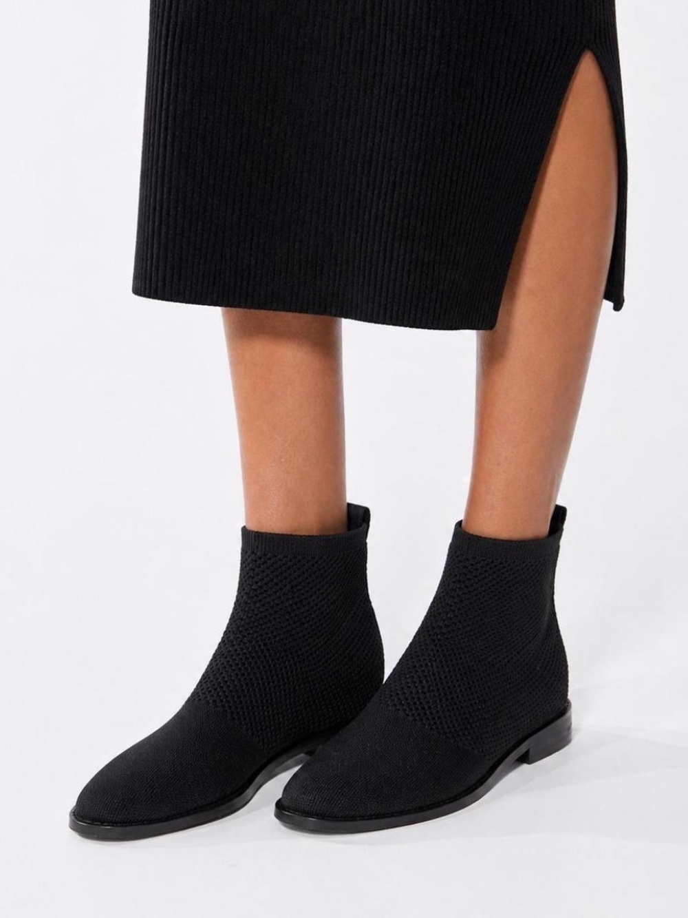 Eileen Fisher Black Stretch Knit Ankle Booties Sock Boots Size 10 EUC